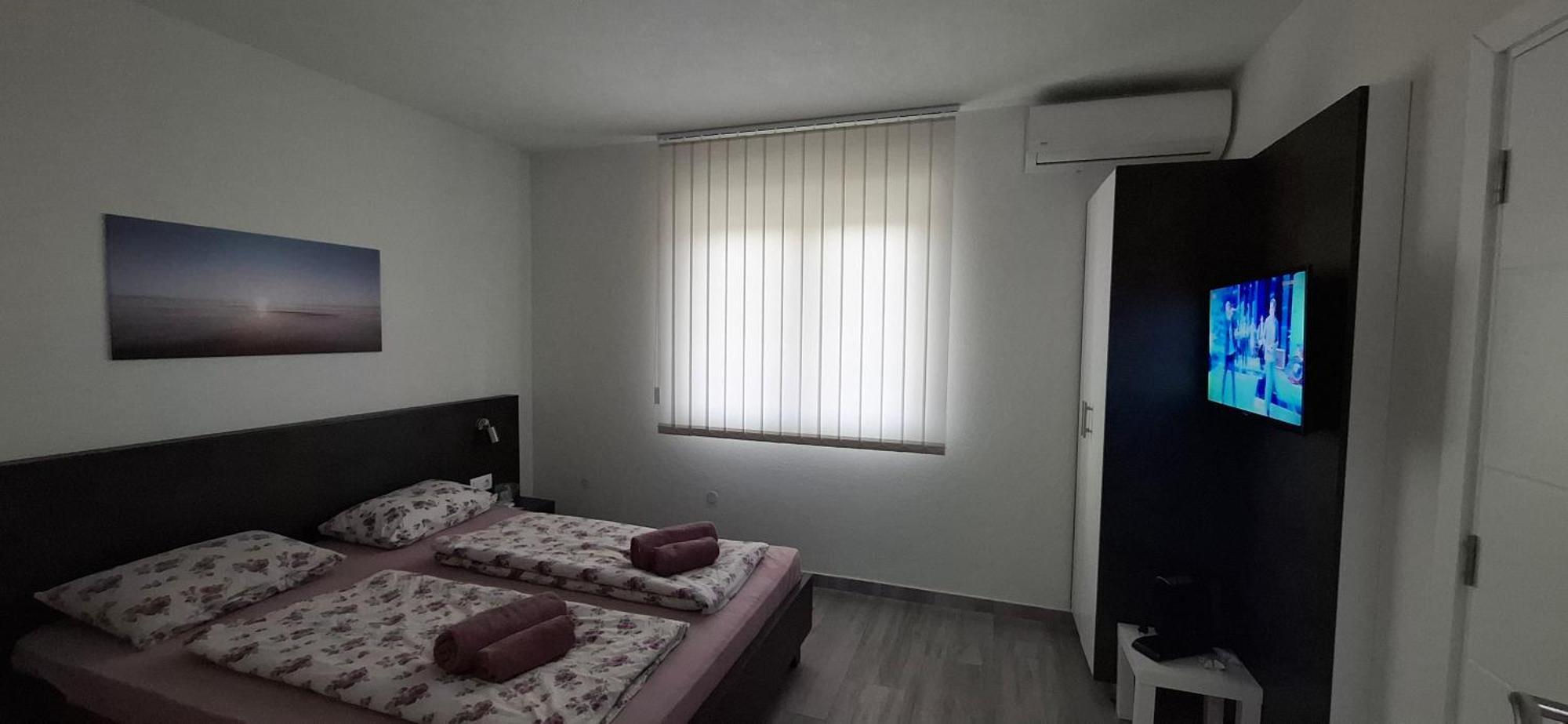 Gold Apartmani Kozarac Esterno foto