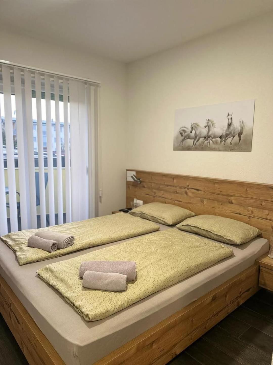 Gold Apartmani Kozarac Esterno foto